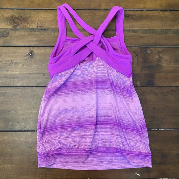 Athleta Top Women’s STRIDE CRUNCH & PUNCH TANK Purple Bra Support tank Size XS - Picture 2 of 6